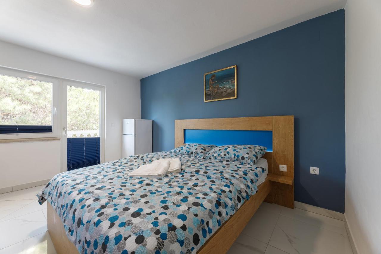 Rosmarin - Family Friendly, Beachfront
