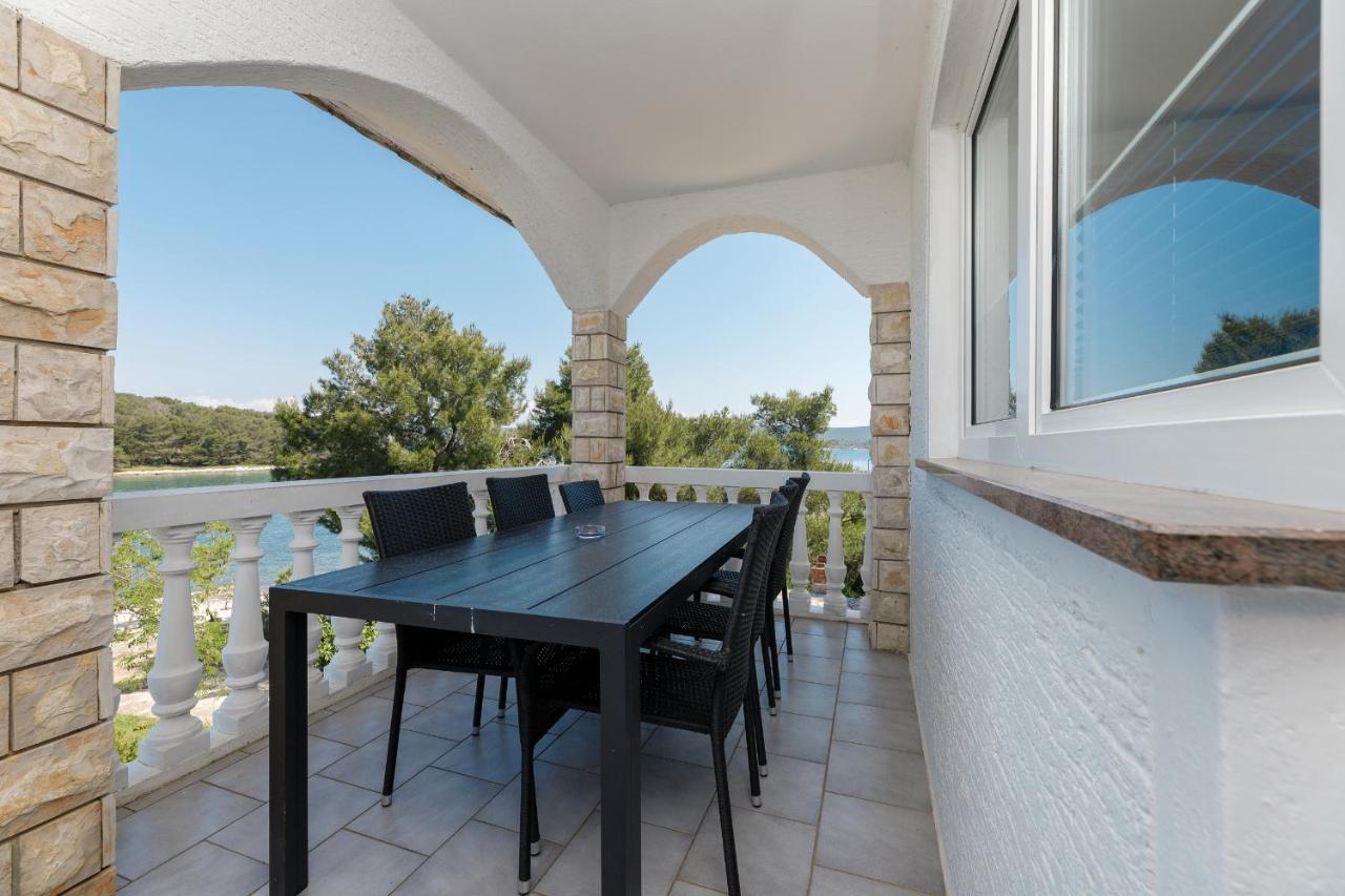 Rosmarin - Family Friendly, Beachfront Appartement *