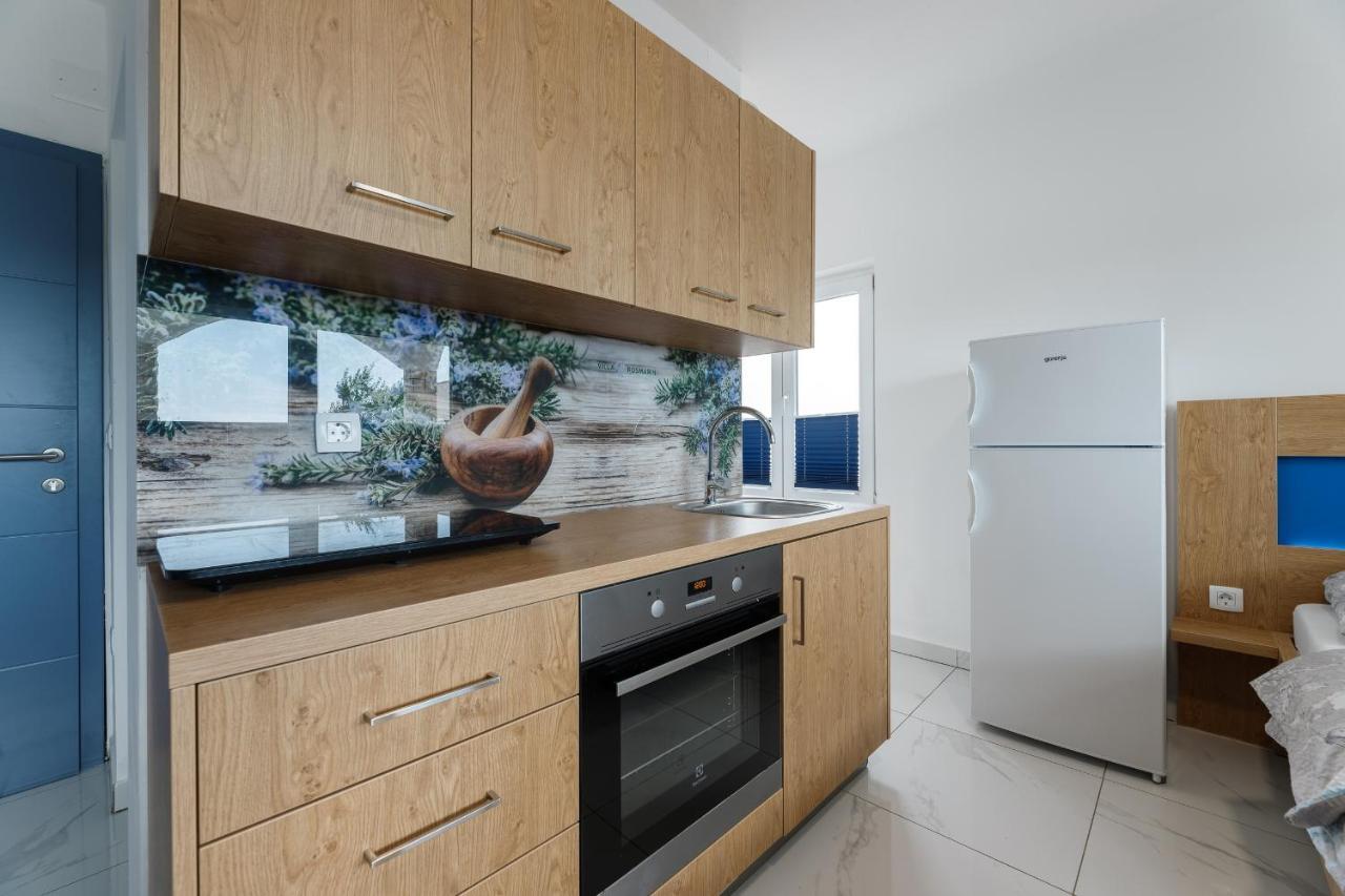 Appartement Rosmarin - Family Friendly, Beachfront *