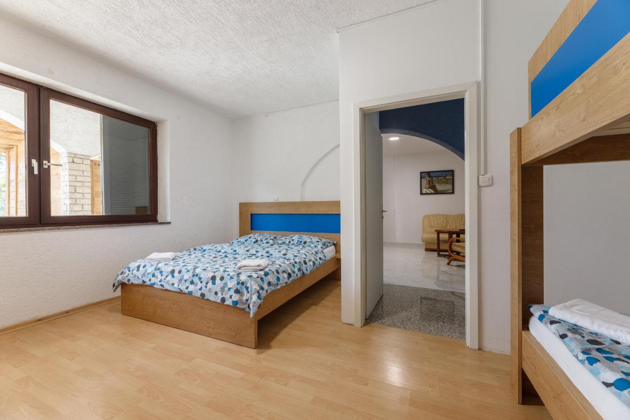 Rosmarin - Family Friendly, Beachfront Pašman